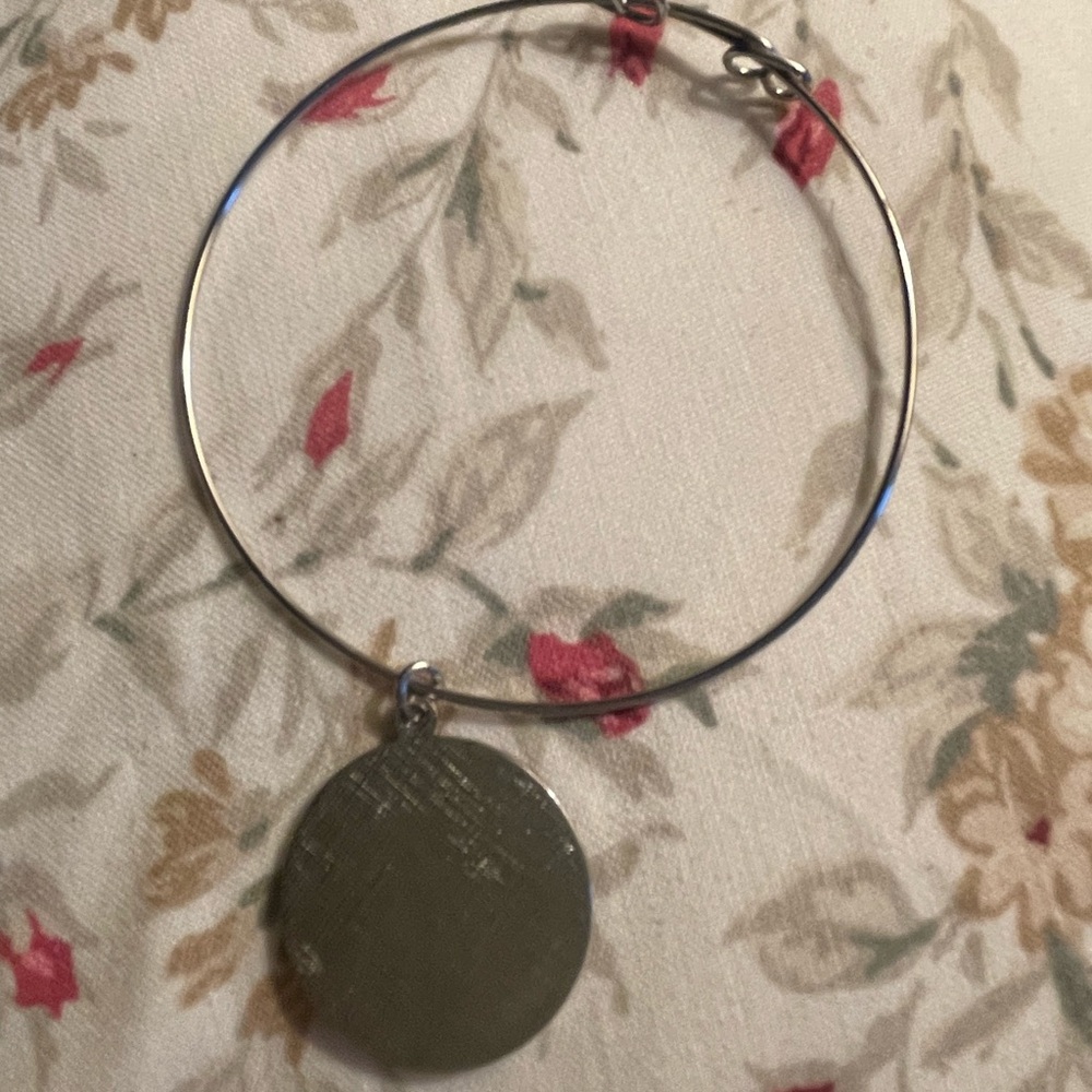 Chic Silver Disc Bangle - Picture 2 of 2